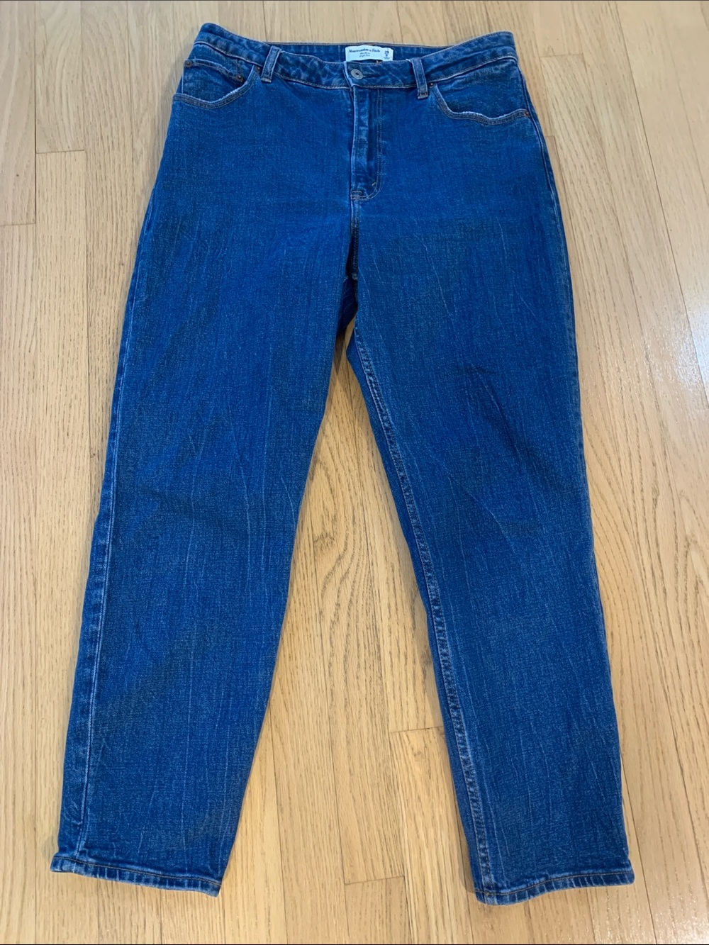 Abercrombie & Fitch The Mom High Rise Curve Love Jeans Size 29